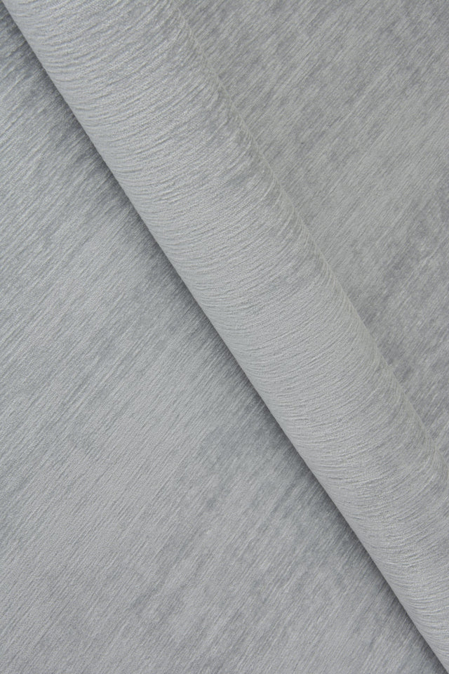 Månsilver Aurora chenille möbeltyg – vätskeavvisande & slitstark (bild 1 av 4)