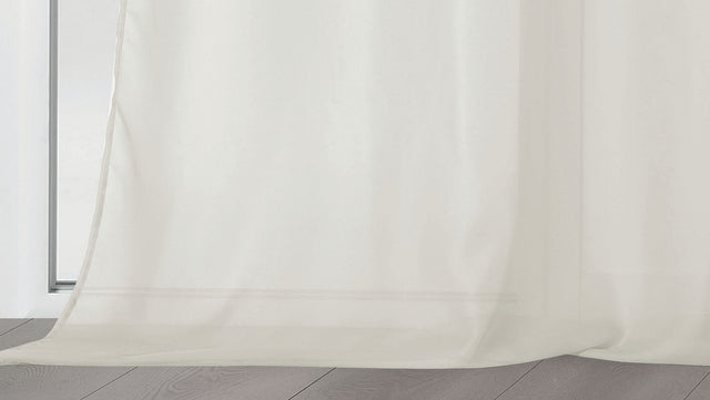 Chic chiffon tyg till gardiner - råvit (bild 4 av 5)