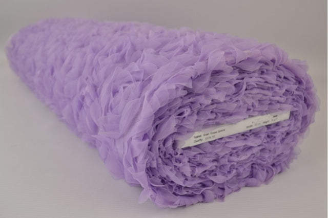 Lavendel broderad mesh med rosor (bild 2 av 2)
