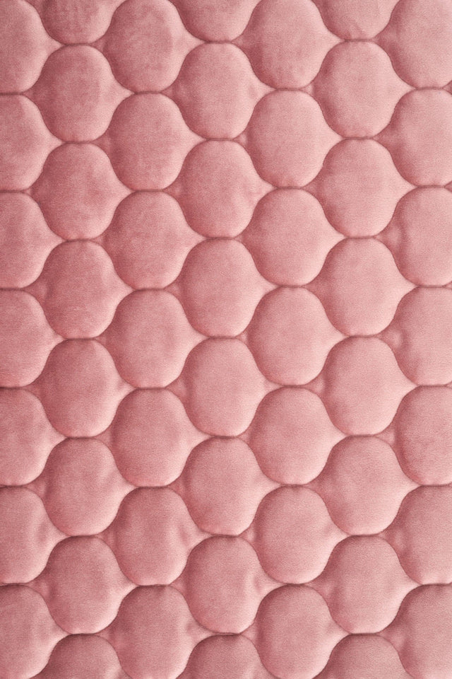 Dammig gammalrosa magic velvet 3D – quiltad velour med droppmönster (bild 2 av 8)
