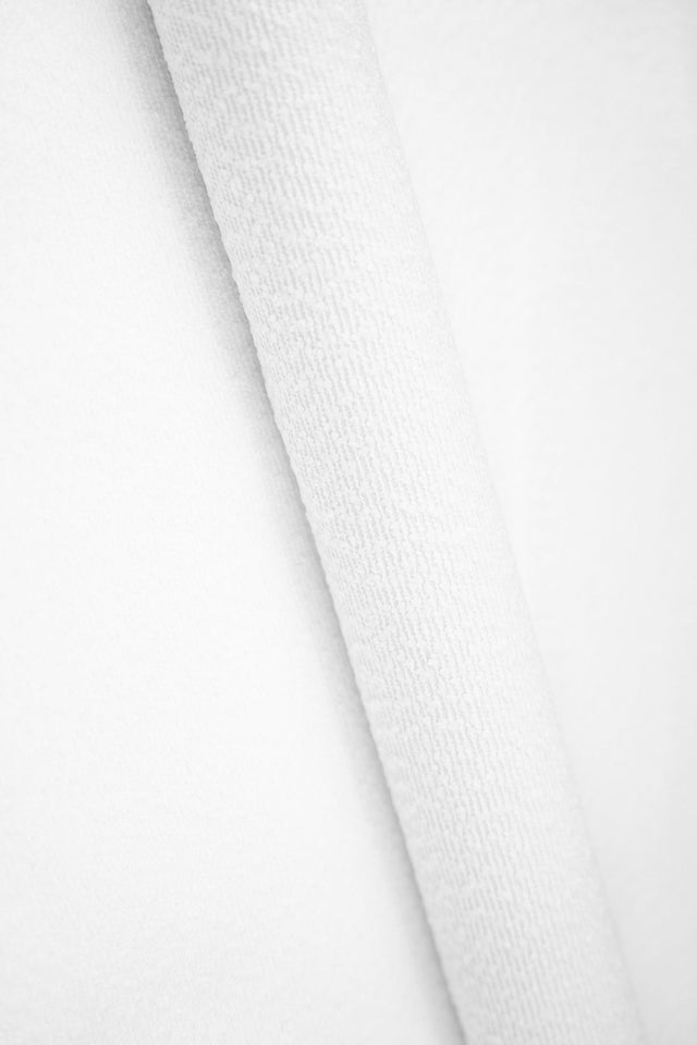 REN SNÖVIT SANDU MÖBELTYG – BOUCLÉ-LOOK & BRANDHÄMMANDE