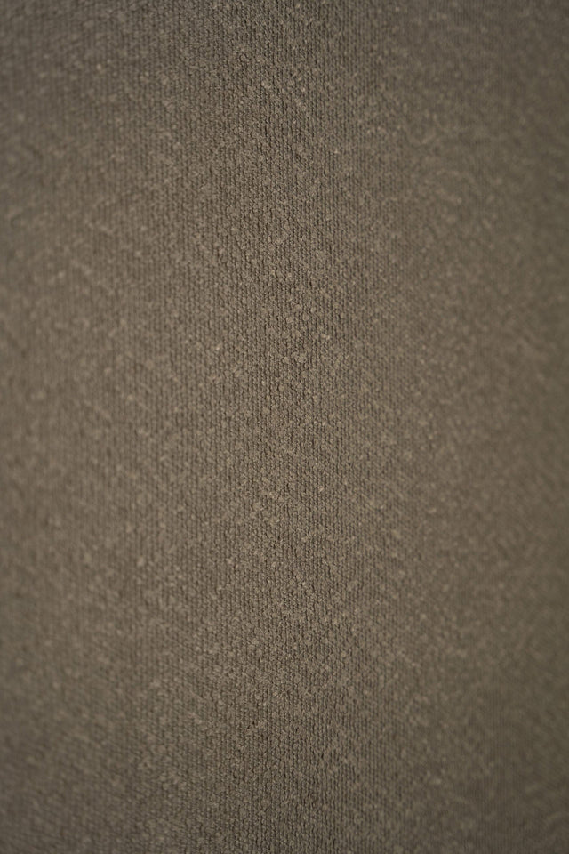 RÖKT OLIVBRUN SANDU MÖBELTYG – BOUCLÉ-LOOK & BRANDHÄMMANDE
