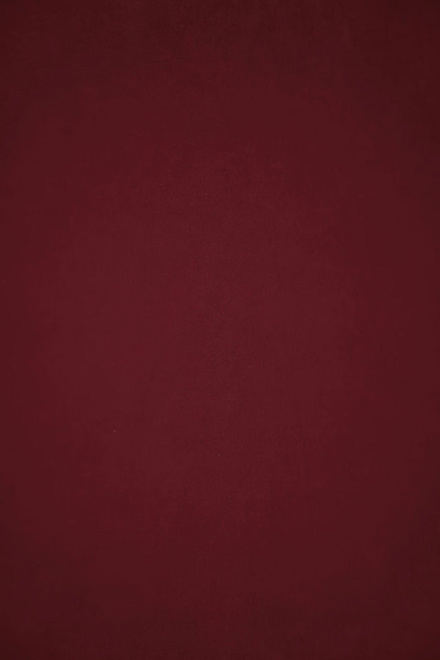 Djup bordeauxröd smart velvet möbelvelour – slitstark & petproof (bild 2 av 4)