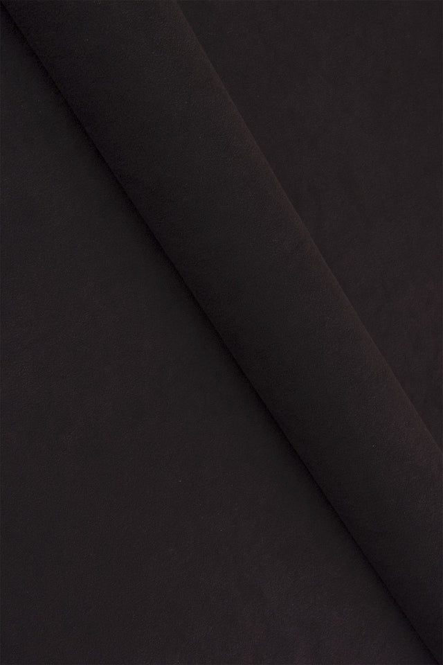 Djup plommonbrun Uttario velvet möbelvelour – slitstark & petproof (bild 1 av 4)
