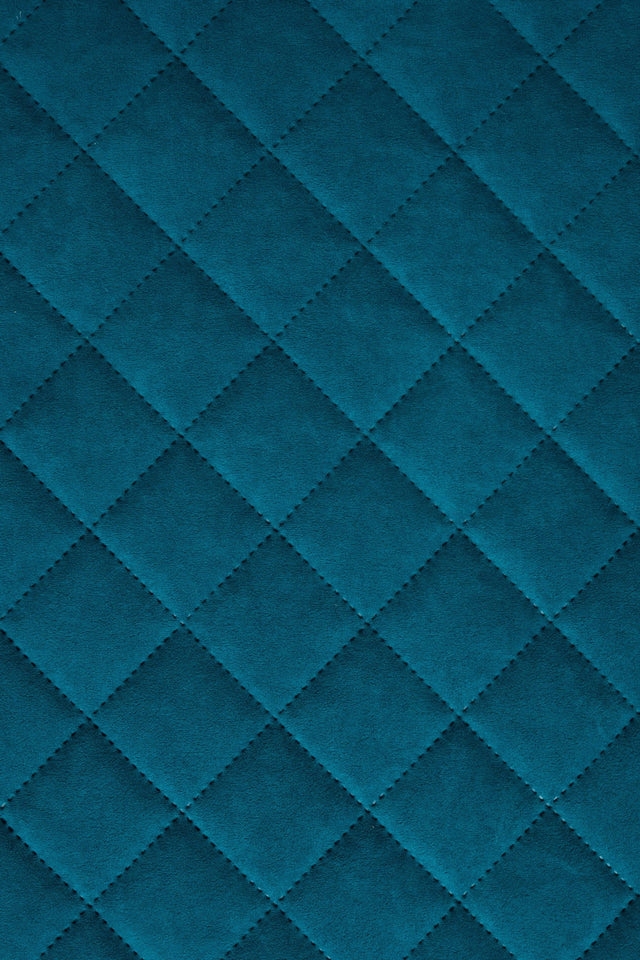 Mörk fjordblå Uttario velvet 3D – kviltad velour med solfjädersmönster (bild 2 av 3)