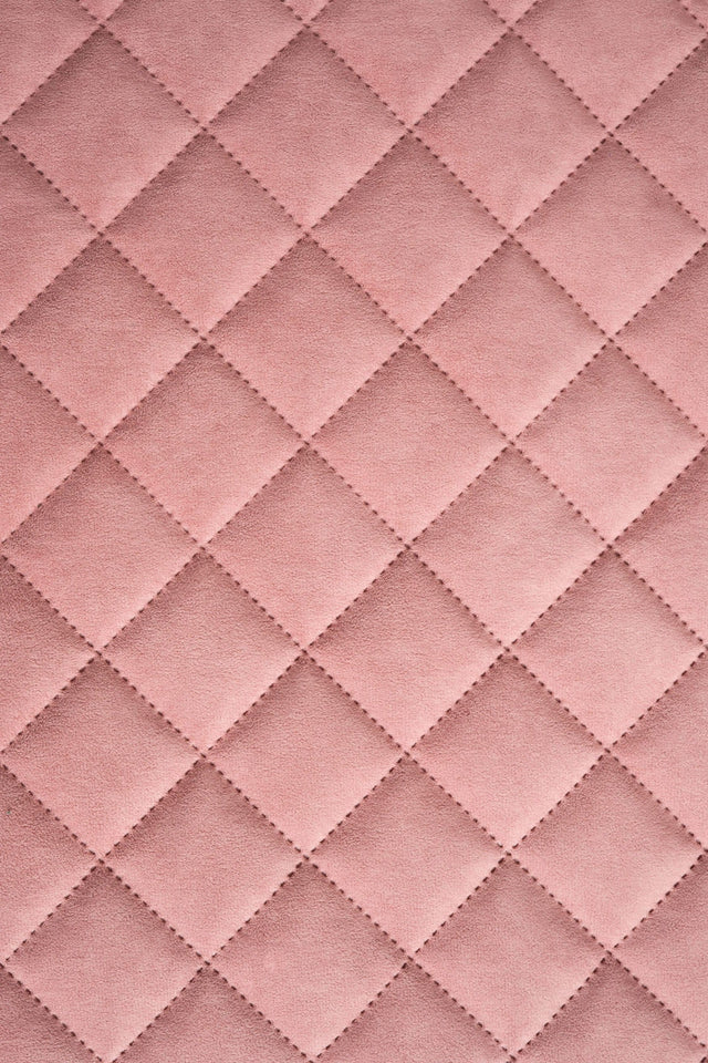 Mjuk korallrosa Uttario velvet 3D – quiltad velour med solfjädersmönster (bild 2 av 3)