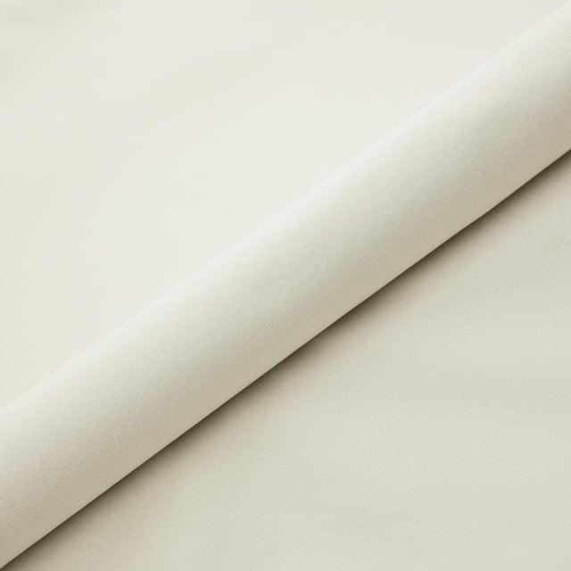 Mjuk cremevit Venus velvet möbelvelour – slitstark & petproof (bild 1 av 7)