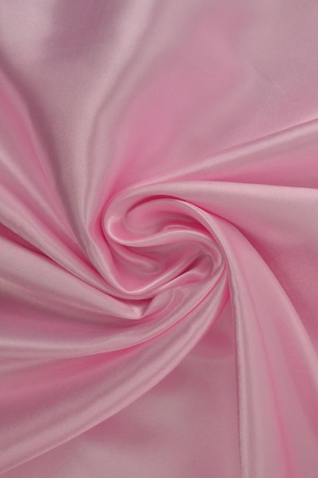 Ljusrosa satin tyg – lätt & glansigt (bild 1 av 8)