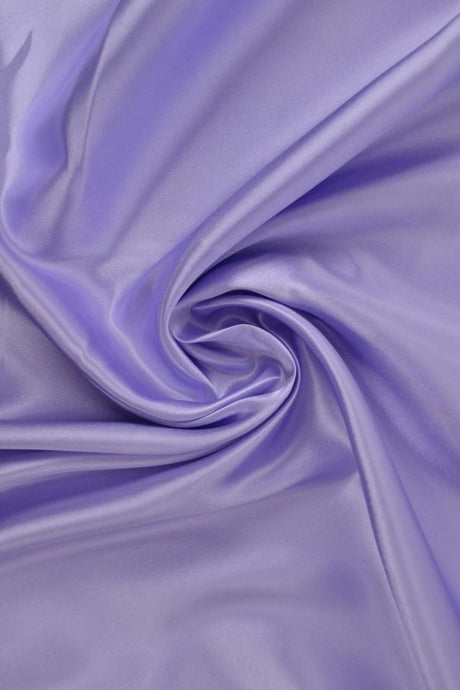 Lavendel satin tyg – lätt & glansigt (bild 1 av 8)