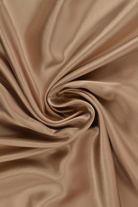 Beige satin tyg – lätt & glansigt (bild 1 av 8)