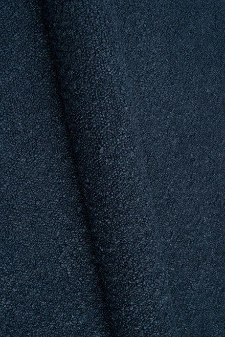 Djup bläckblå Baloo bouclé möbeltyg – teddy-struktur & extrem slitstyrka (bild 1 av 13)