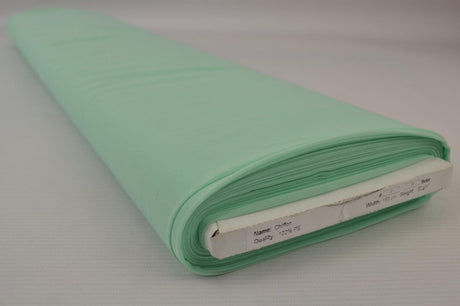 Ljus mint chiffong – lätt, transparent & med vackert fall (bild 2 av 7)