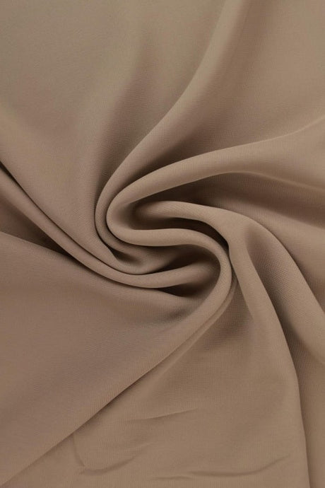 Taupe chiffong – lätt, transparent & med vackert fall (bild 1 av 7)