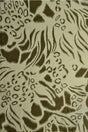 Creme bomuldspoplin med abstract dyreprint – oliven & brun, metervare til erhverv (billede 1 af 3)