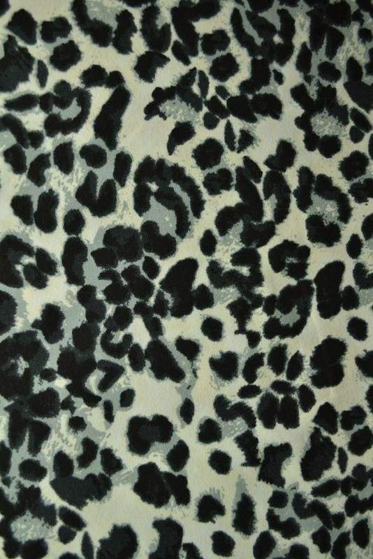 Beige bomullspoplin med leopardryck – brun & svart (bild 1 av 2)
