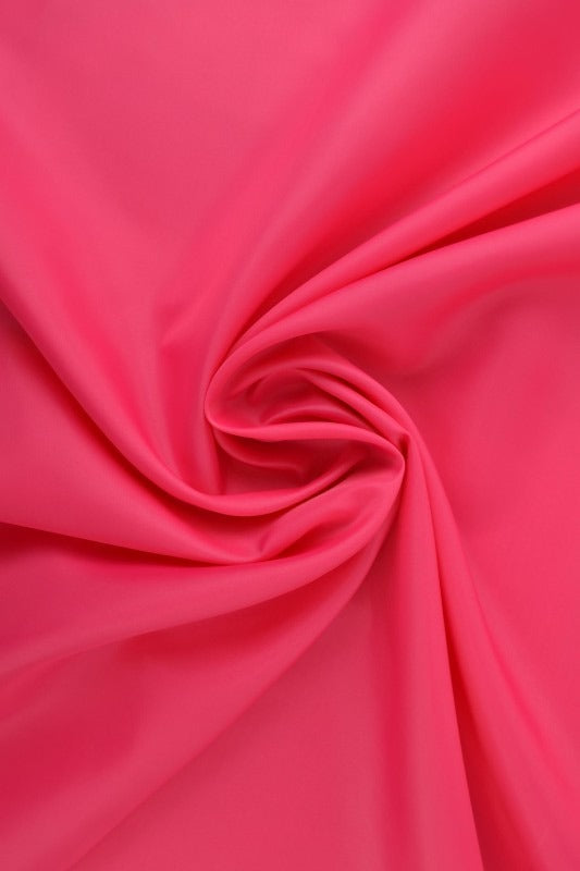 Fuchsia fodertyg polyesterfoder – slätt, lätt & lätt glans (bild 1 av 5)