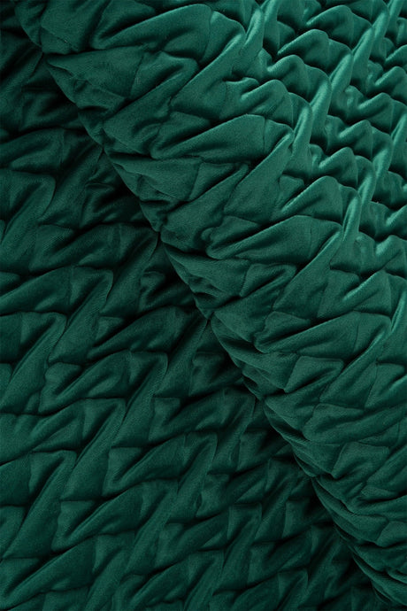 Mörk smaragdgrön magic deluxe p300 – quiltad velour med flätmönster (bild 1 av 5)