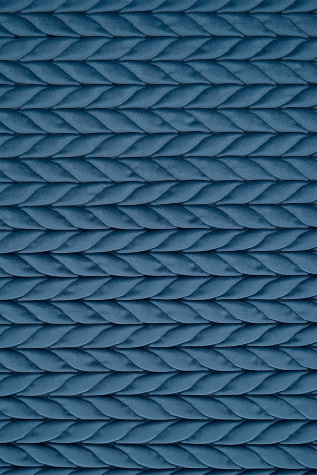 Mättad petrolblå magic deluxe p301 – quiltad velour med fin flätning (bild 2 av 5)