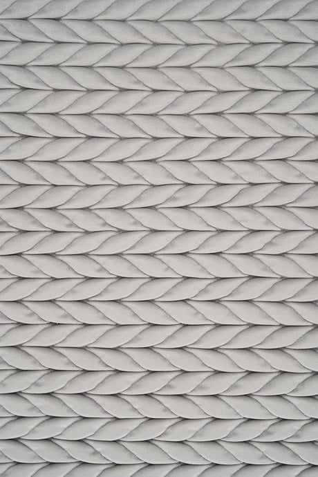Skir silvergrå magic deluxe p301 – quiltad velour med fin flätning (bild 2 av 5)