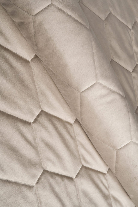 Varm sandbeige magic velvet 3D – quiltad velour med sexkantmönster (bild 1 av 8)