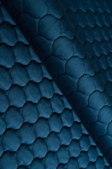 Mörk petrolblå magic velvet 3D – quiltad velour med droppmönster (bild 1 av 8)