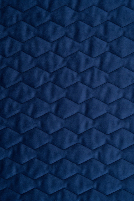 Klassisk marinblå magic velvet 3D – quiltad velour med sicksackmönster (bild 2 av 8)