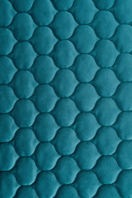 Djup lagunturkos magic velvet 3D – quiltad velour med droppmönster (bild 2 av 8)