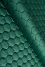 Mörk smaragdgrön magic velvet 3D – quiltad velour med droppmönster (bild 1 av 8)