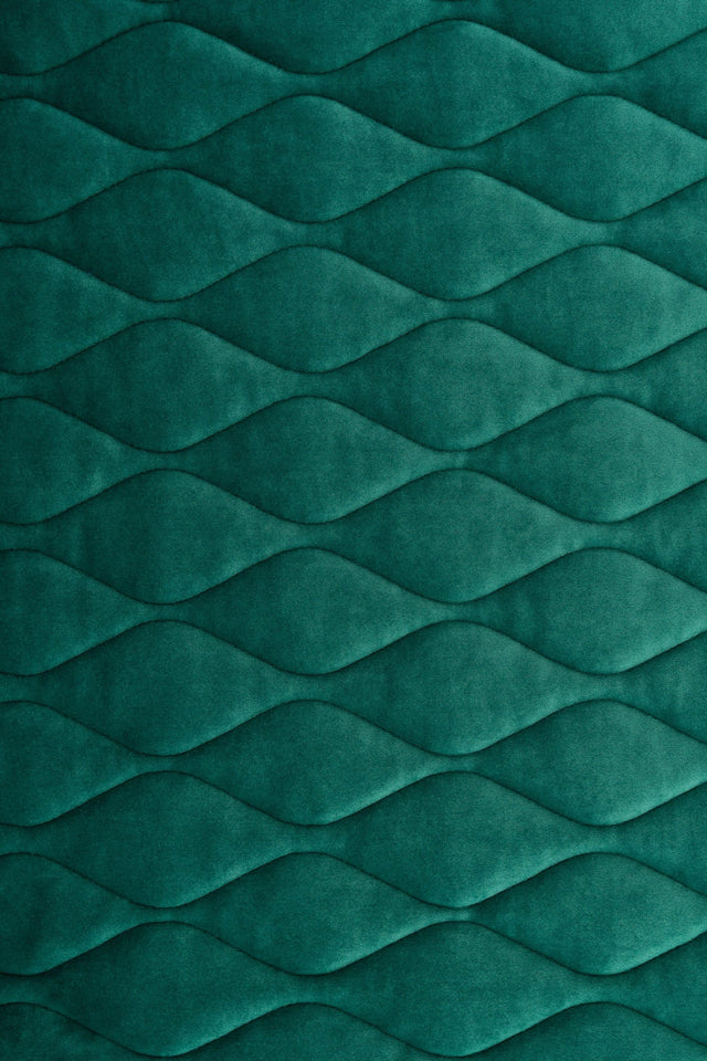 Mörk smaragdgrön magic velvet 3D – quiltad velour med bladmönster (bild 2 av 8)