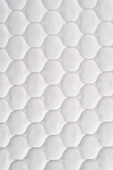 Klar snövit magic velvet 3D – quiltad velour med droppmönster (bild 2 av 8)