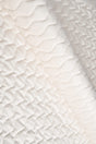 Varm elfenbensvit magic velvet 3D – quiltad velour med sicksackmönster (bild 1 av 8)