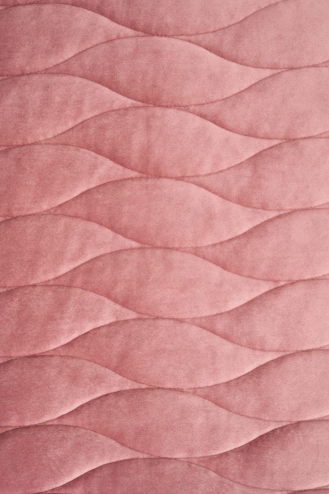 Dammig gammalrosa magic velvet 3D – quiltad velour med vågmönster (bild 2 av 8)