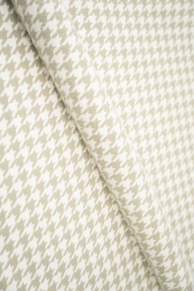 VARM TAUPEBEIGE HUNDTAND PETIT HUNDTAND MÖBELTYG – NYLON & EXTREM SLITSTYRKA