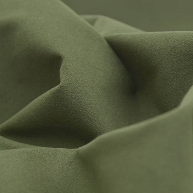 MÖRK MULLVADSBRUN CASABLANCA MÖBELVELOUR – MIKROSUEDE & SLITSTARK