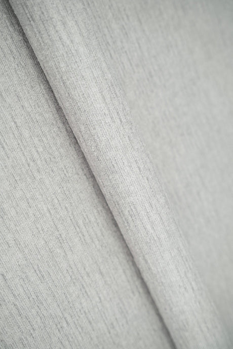 Silvergrå Rugia möbeltyg – chenille-look & slitstark (bild 1 av 3)