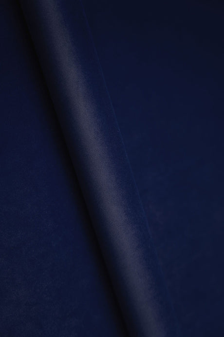 Mättad marinblå smart velvet möbelvelour – slitstark & petproof (bild 1 av 4)