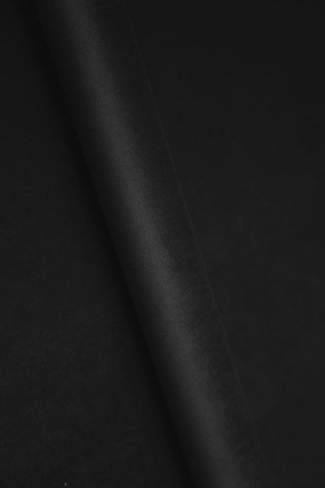 Djup kolsvart smart velvet möbelvelour – slitstark & petproof (bild 1 av 4)