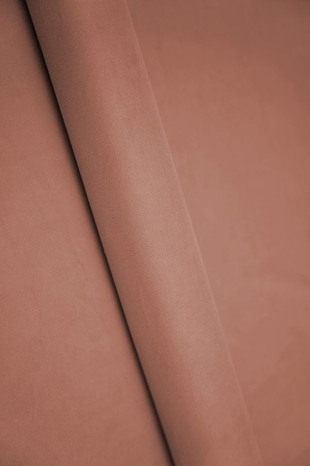 Dammig terrakottarosa smart velvet möbelvelour – slitstark & petproof (bild 1 av 4)