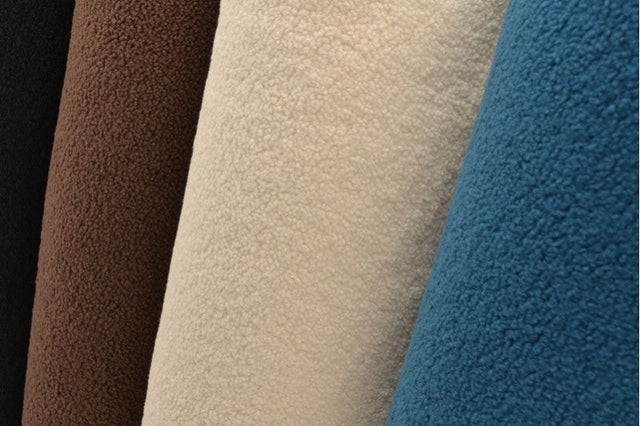 MÖRK GRÅ TEDDYTYG MED STRETCH – MJUKT & VÄRMEISOLERANDE