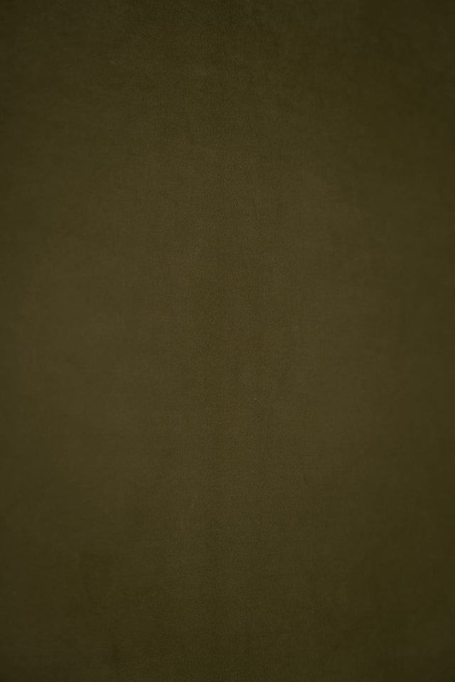 Mörk khakigrön smart velvet möbelvelour – slitstark & petproof (bild 2 av 4)