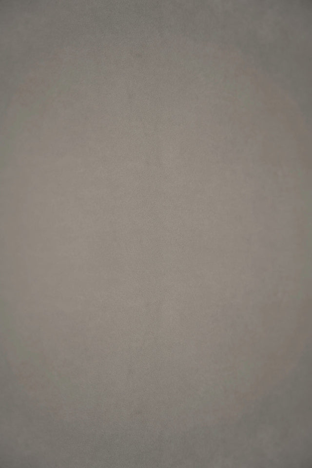 Ljus varm gråbeige smart velvet möbelvelour – slitstark & petproof (bild 2 av 4)