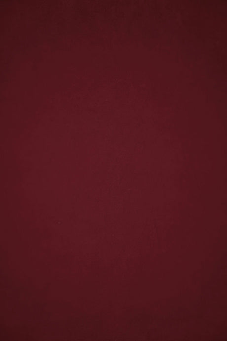 Djup bordeauxröd smart velvet möbelvelour – slitstark & petproof (bild 2 av 4)