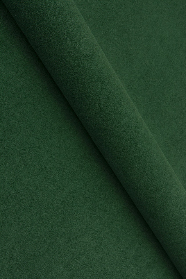 DJUP SKOGSGRÖN UTTARIO VELVET MÖBELVELOUR – SLITSTARK & PETPROOF