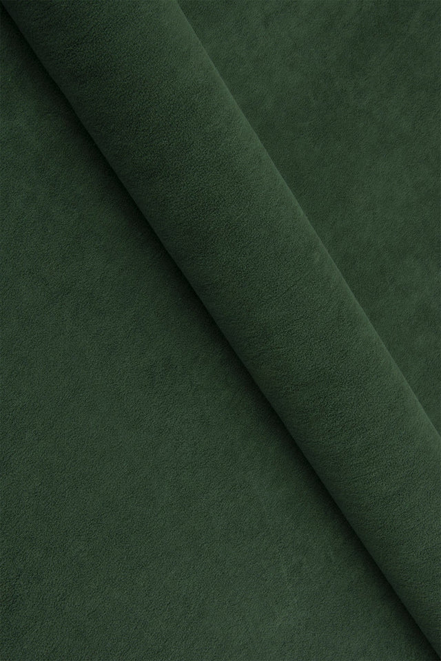 Djup grangrön Uttario velvet möbelvelour – slitstark & petproof (bild 1 av 4)