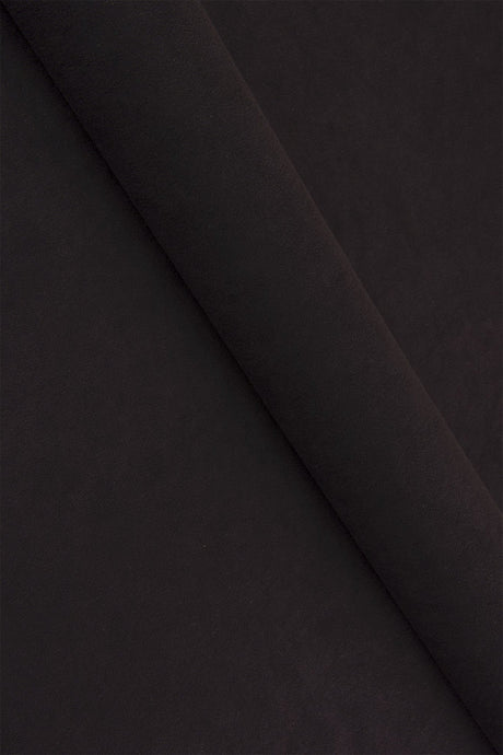 Djup plommonbrun Uttario velvet möbelvelour – slitstark & petproof (bild 1 av 4)
