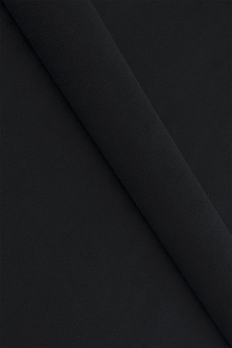 Djup svart Uttario velvet möbelvelour – slitstark & petproof (bild 1 av 4)