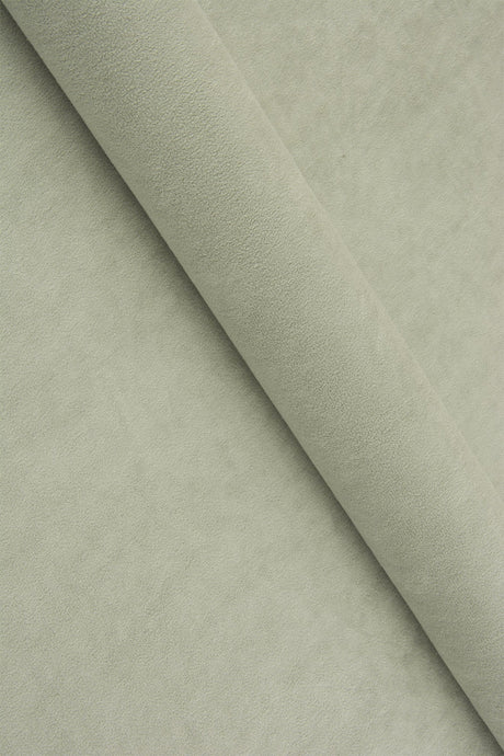 Ljus salviagrön Uttario velvet möbelvelour – slitstark & petproof (bild 1 av 4)