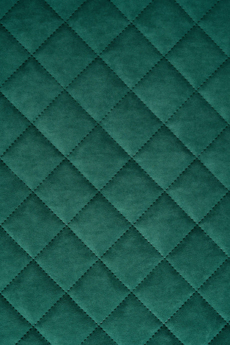 Dämpad grangrön Uttario velvet 3D – quiltad velour med solfjädersmönster (bild 1 av 2)