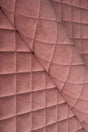 Mjuk korallrosa Uttario velvet 3D – quiltad velour med solfjädersmönster (bild 1 av 3)