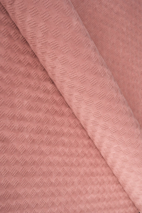 Mjuk korallrosa Uttario velvet 3D – quiltad velour med fint vågmönster (bild 1 av 3)